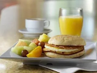 Hyatt Place Charlotte Airport/Lake Pointe 3*,  United States