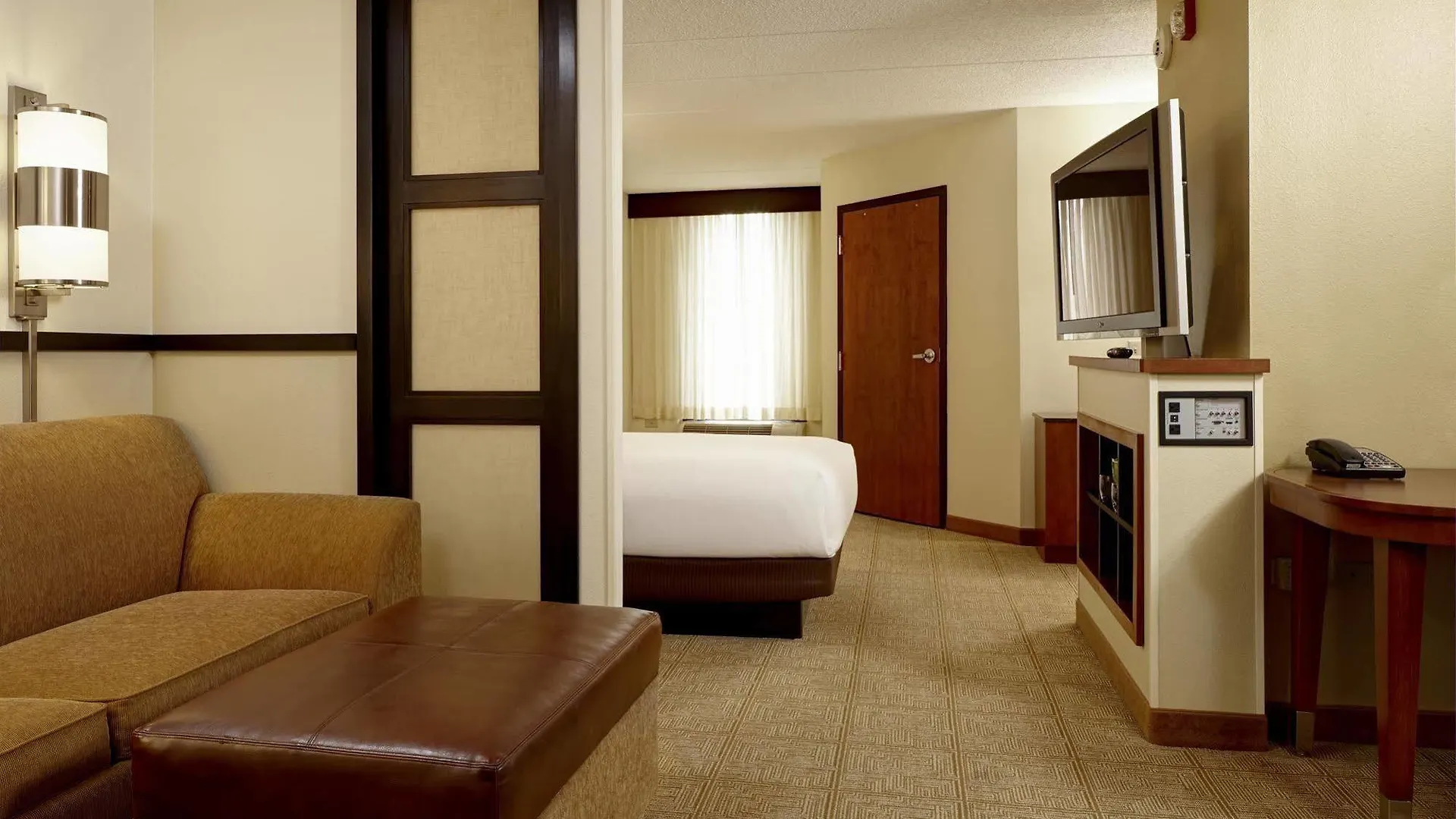 Hotel Hyatt Place Charlotte Airport/Lake Pointe