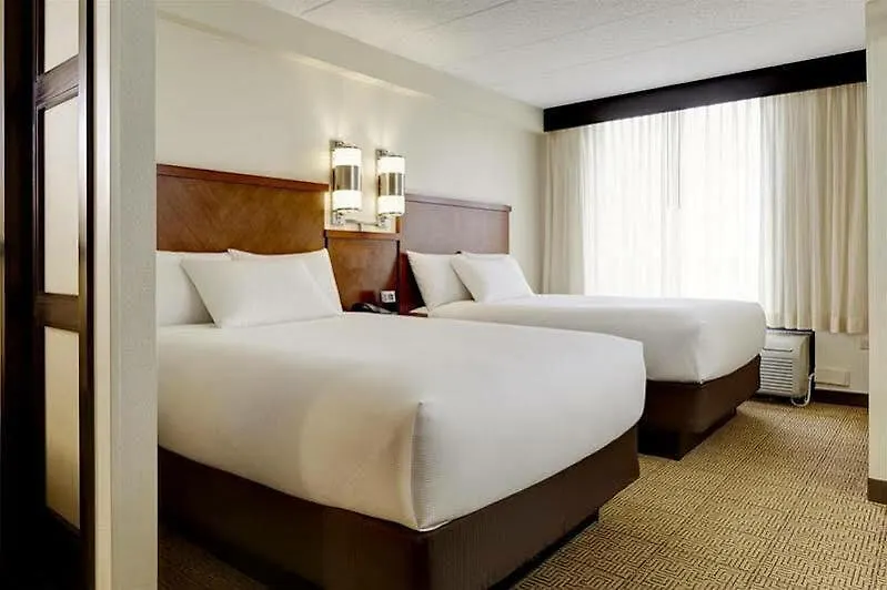 Hyatt Place Charlotte Airport/Lake Pointe